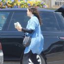 Liv Tyler – Steps out for lunch in Malibu - 454 x 636