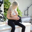 Bella Bunnie Amor – In summer top in Beverly Hills - 454 x 681