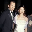 Bruce Willis and Demi Moore - The 47th Annual Golden Globe Awards 1990 - 449 x 612