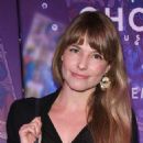 Cecilia Cara – Musical Ghost at the Mogador Theater in Paris - 454 x 648