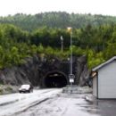 Tunnels completed in 1990