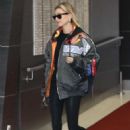 Hailey Baldwin – Heads to a medical building in Hollywood