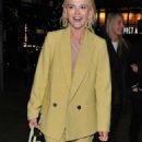 Lucy Fallon – Leaves The ivy in Manchester - 454 x 882