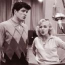 LI'L Abner Original 1956 Broadway Cast Starring Peter Palmer - 400 x 300