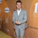 Jencarlos Canela- People En Espanol's 'Los 50 Más Bellos' Celebration - Red Carpet - 397 x 600