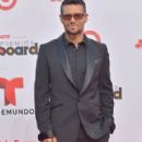 Draco Rosa - 290 x 580