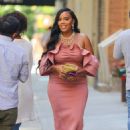 Angela Simmons – Leaving the Tamron Hall show in New York - 454 x 681