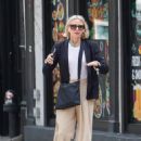 Naomi Watts – Spotted while out in New York - 454 x 653