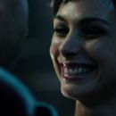 Deadpool - Morena Baccarin - 454 x 190