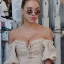 Ella Rose – With Elena Belle spotted at Kitson in Beverly Hills - 454 x 780