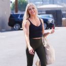 Lindsay Arnold – In yoga outfit at DWTS rehearsal studio in Los Angeles - 454 x 681