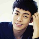 Hyun-Woo Lee