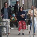 Shannen Doherty – Shopping at vintage market in Malibu - 454 x 367