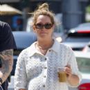 Ashley Tisdale – Stylish mama-to-be enjoying coffee in Studio City - 454 x 606
