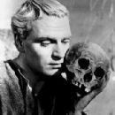 Celebrities with first name: Hamlet