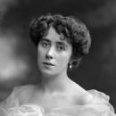 Mary Harmsworth, Viscountess Northcliffe