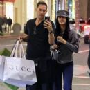 Paris Hilton – Shopping on Rodeo Drive at GUCCI