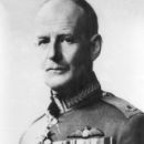 Charles Burnett (RAF officer)