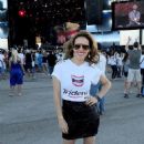 Leona Cavalli choose short skirt for music festival - 454 x 513