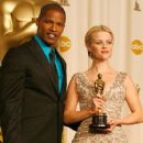 Jamie Foxx and Reese Whiterspoon - The 78th Annual Academy Awards - 408 x 612