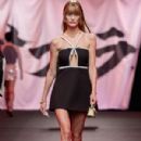 Casablanca F/W 2025 Show - 300 x 450