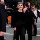 Kyra Sedgwick – Arrives at the Chanel dinner at Tribeca Film Festival in New York - 454 x 681