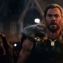 Thor: Love and Thunder - Chris Hemsworth - 454 x 255