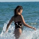 Elisa Isoardi – In a black swimsuit in Fiumicino - 454 x 643