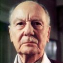John Gielgud - 454 x 605