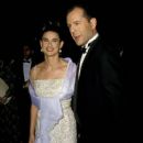 Bruce Willis and Demi Moore - The 47th Annual Golden Globe Awards 1990 - 408 x 612