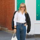 Chloe Sevigny – Is all smiles while out in Manhattan’s SoHo area - 454 x 692