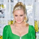 Olivia Taylor Dudley- 2019 Comic-Con International - 'The Magicians' Photo Call - 450 x 600