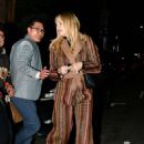 Kate Hudson – Enjoys dinner with friends in Beverly Hills
