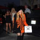 Avril Lavigne &#8211; Seen at Travis Barker&#8217;s restaurant grand opening in Calabasas