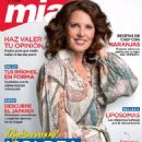 Verónica Mengod - Mia Magazine Cover [Spain] (18 March 2020)