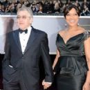 Grace Hightower and Robert De Niro - 290 x 580
