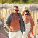 Victoria Beckham – Arriving at Ernesto Bertarelli Beach in Saint Tropez - 454 x 681