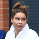 Tanya Bardsley – Arriving at health care Pall Mall in Newton-le-Willows - 454 x 454