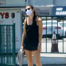 Mercedes Mason &#8211; Ges for a walk in West Hollywood