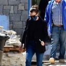 Jennifer Garner – Spotted on the construction of her new home in Brentwood