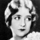 Alice Day - 216 x 267