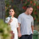 Olivia Culpo – Steps out in Los Angeles - 454 x 553
