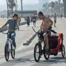 Kathryn Boyd and Josh Brolin – Ride bicycles by the beach in Santa Monica - 454 x 379