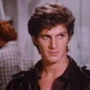 Jeff Yagher - as Gary Pitkin