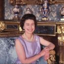 Queen Elizabeth II - 454 x 458