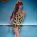 France Anglade - Festival Magazine Pictorial [France] (21 November 1961) - 454 x 686