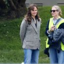 Jennifer Garner – On set filming for a movie in San Francisco