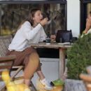 Maria Sharapova – Seen with a friend over a coffee in Santa Barbara
