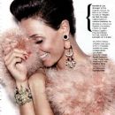 Ambra Angiolini - Glamour Magazine Pictorial [Italy] (October 2011) - 373 x 508