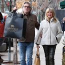 Goldie Hawn – With Kurt Russell shopping in Aspen – Colorado